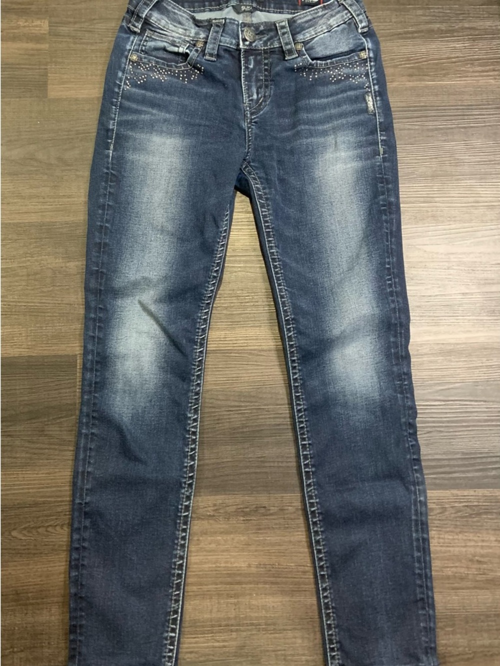 Silver Jeans Women's Dark Blue Skinny Jeans with Studded Pockets